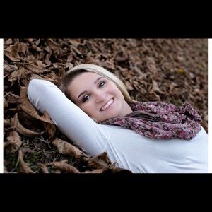 Meet your Posher, Kenzie